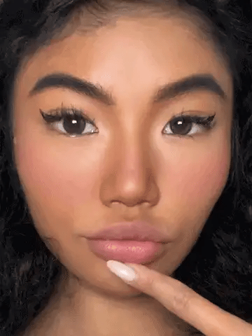 Crystal Glaze Moisturizing Lip Gloss