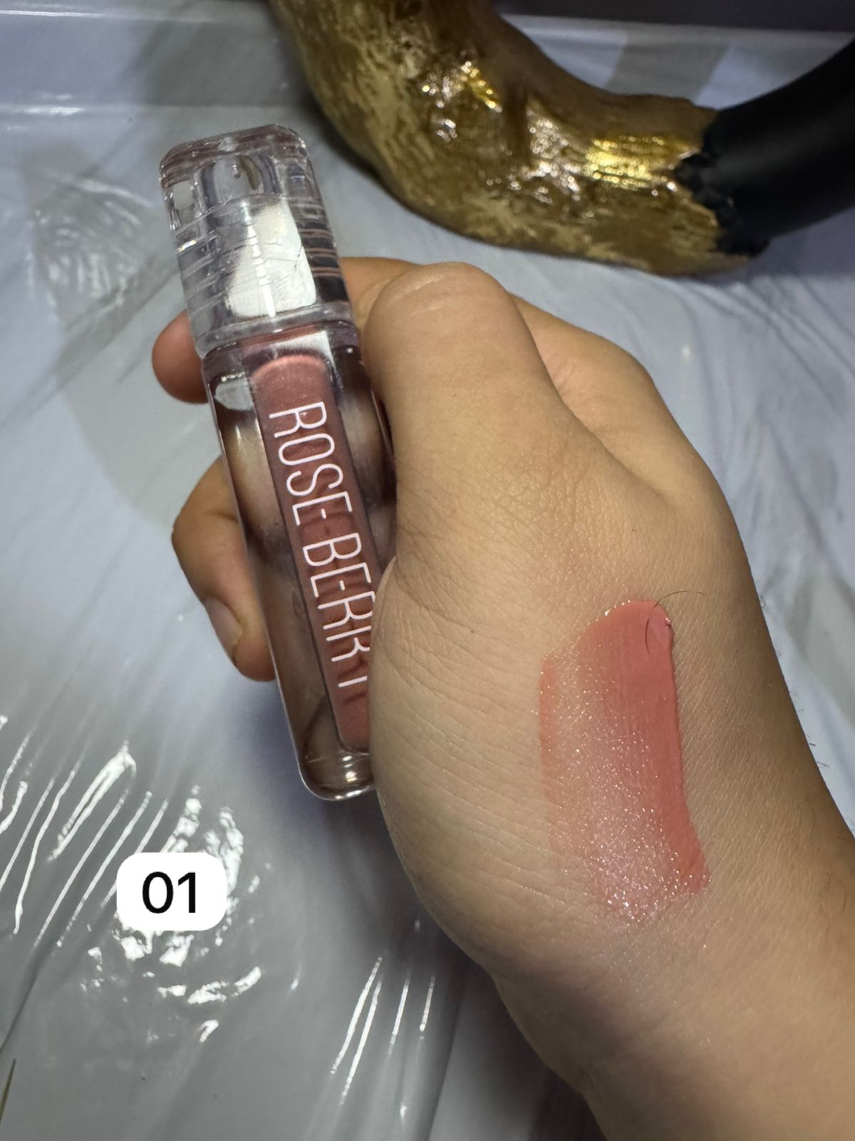 Rose Berry hydrating lip gloss