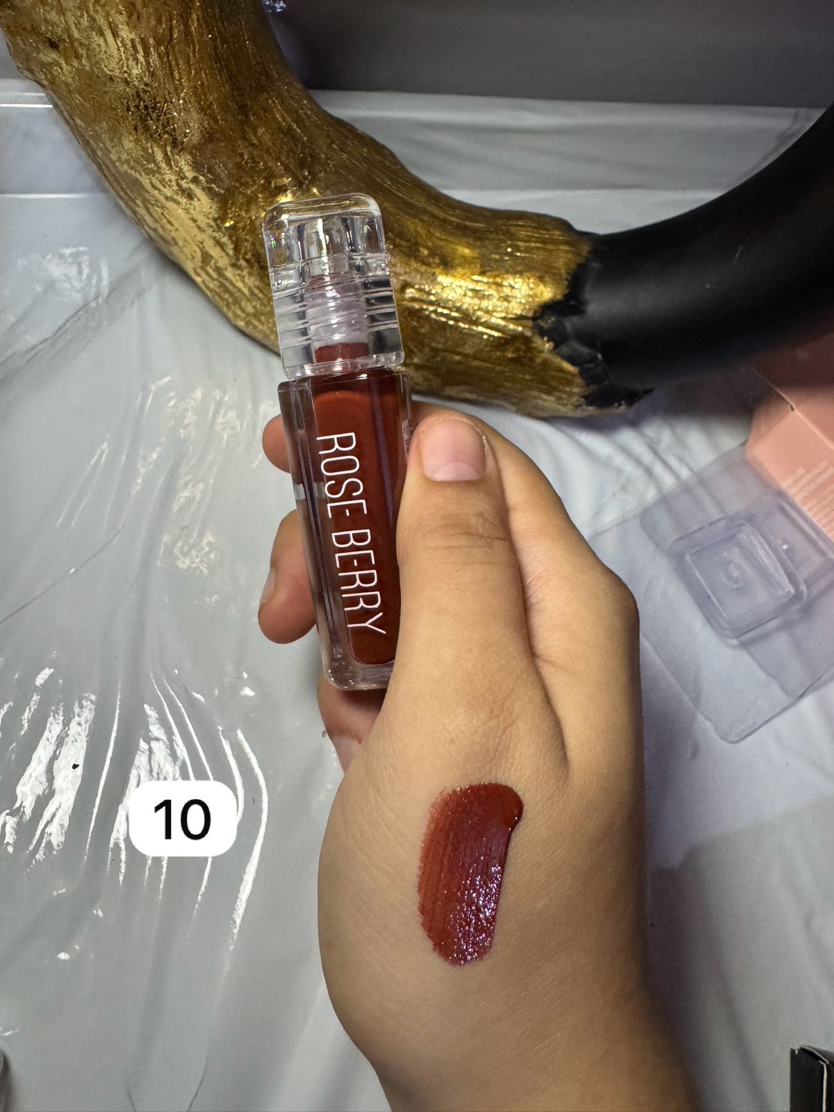 Rose Berry hydrating lip gloss