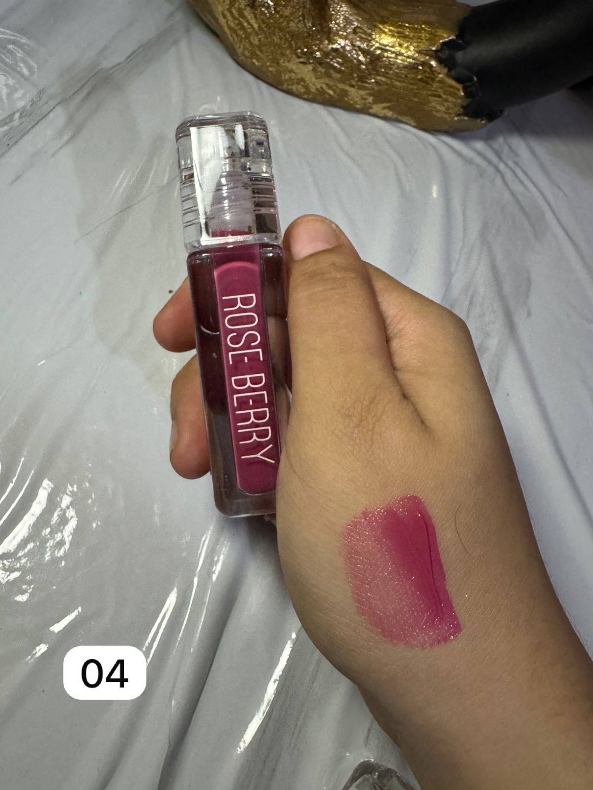 Rose Berry hydrating lip gloss