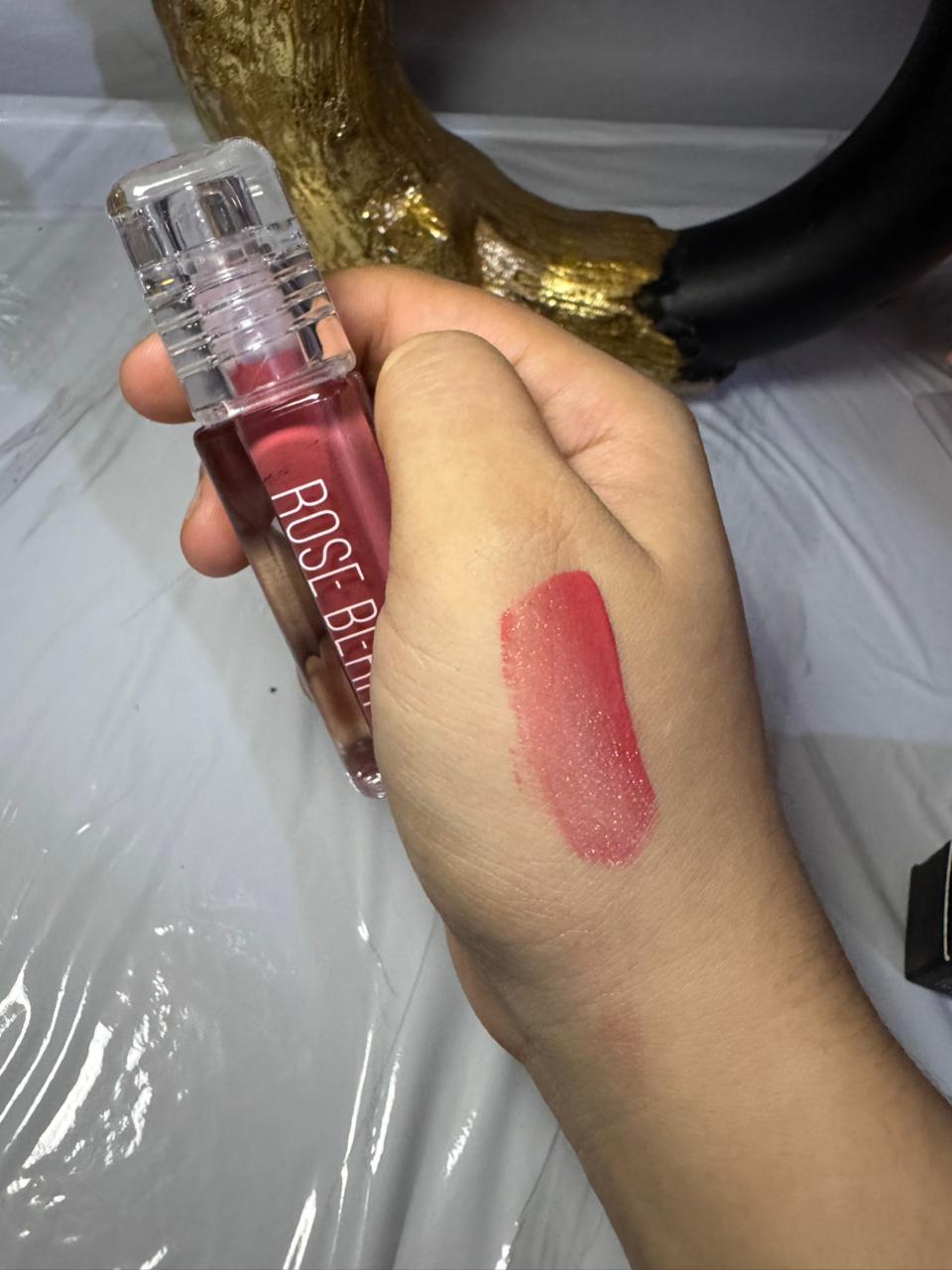Rose Berry hydrating lip gloss
