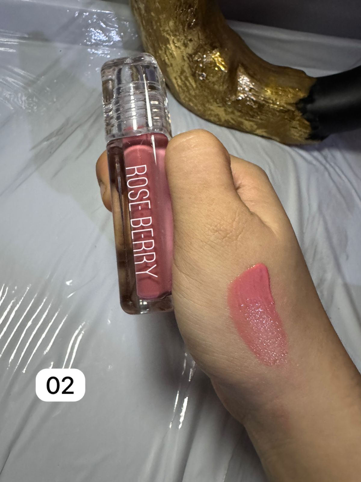 Rose Berry hydrating lip gloss