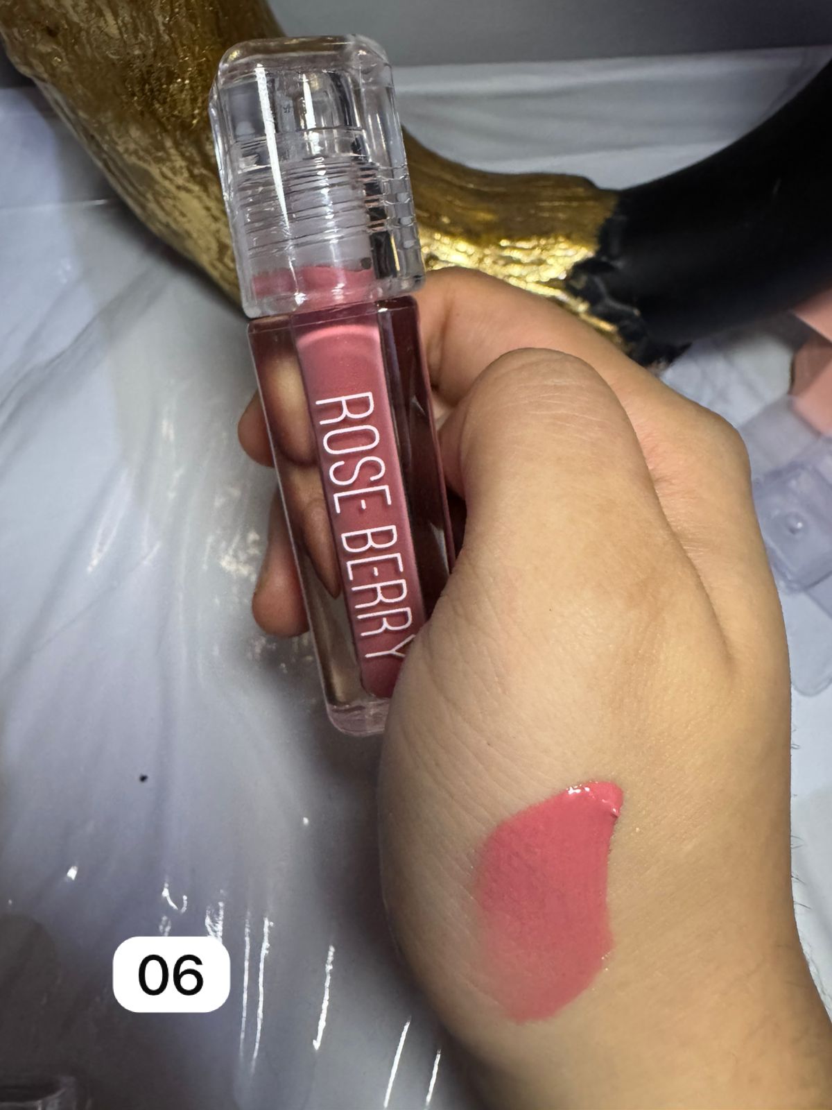 Rose Berry hydrating lip gloss