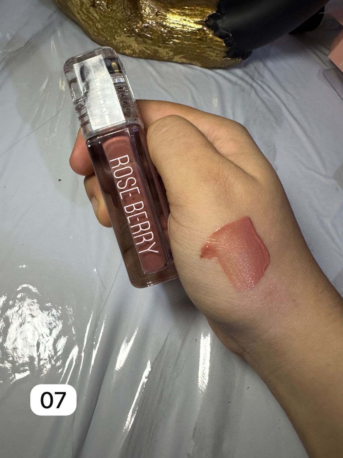 Rose Berry hydrating lip gloss