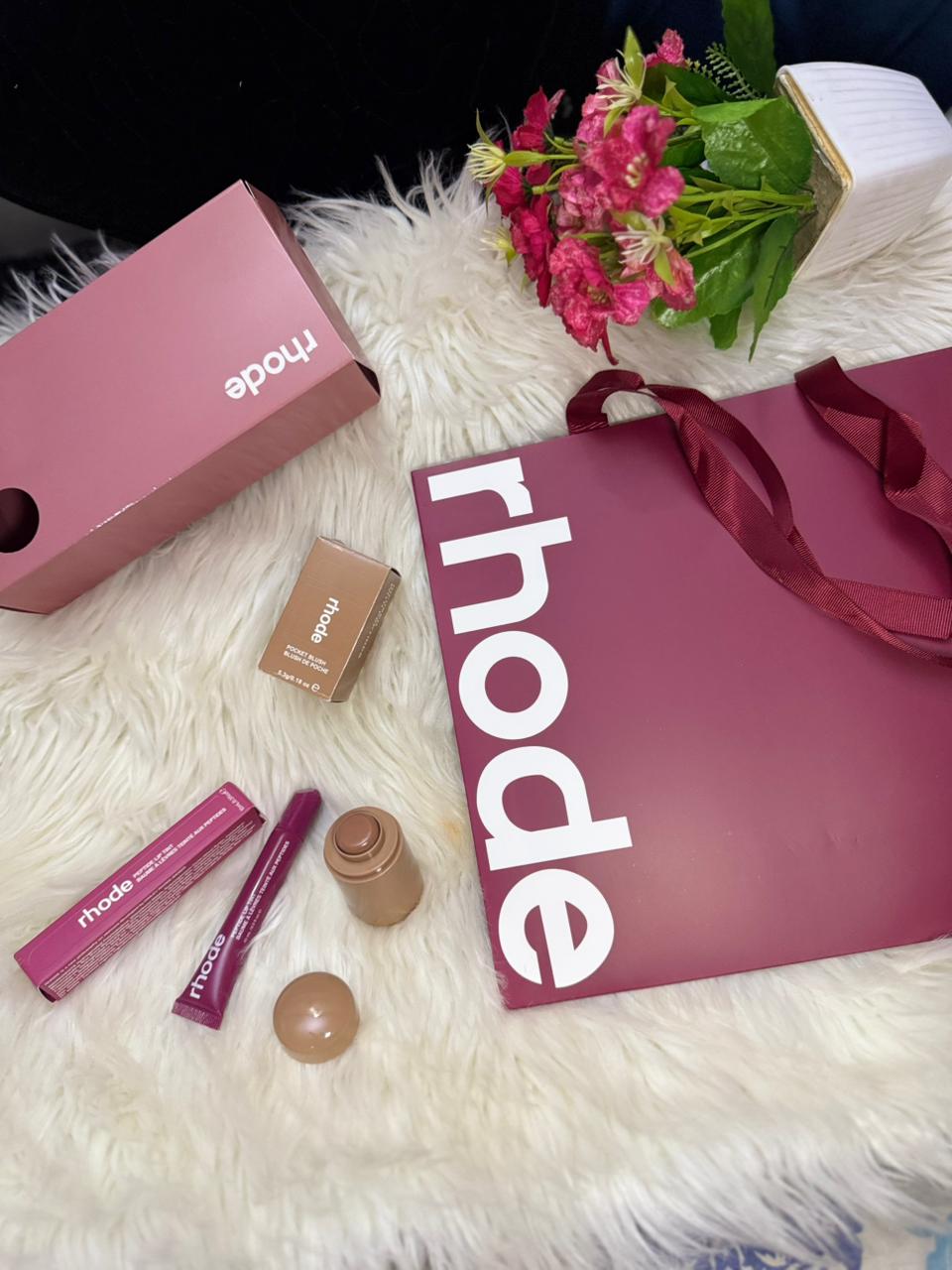 Rhode-gift bag with peptide and packets Blush [ raspberry jelly and freckles]