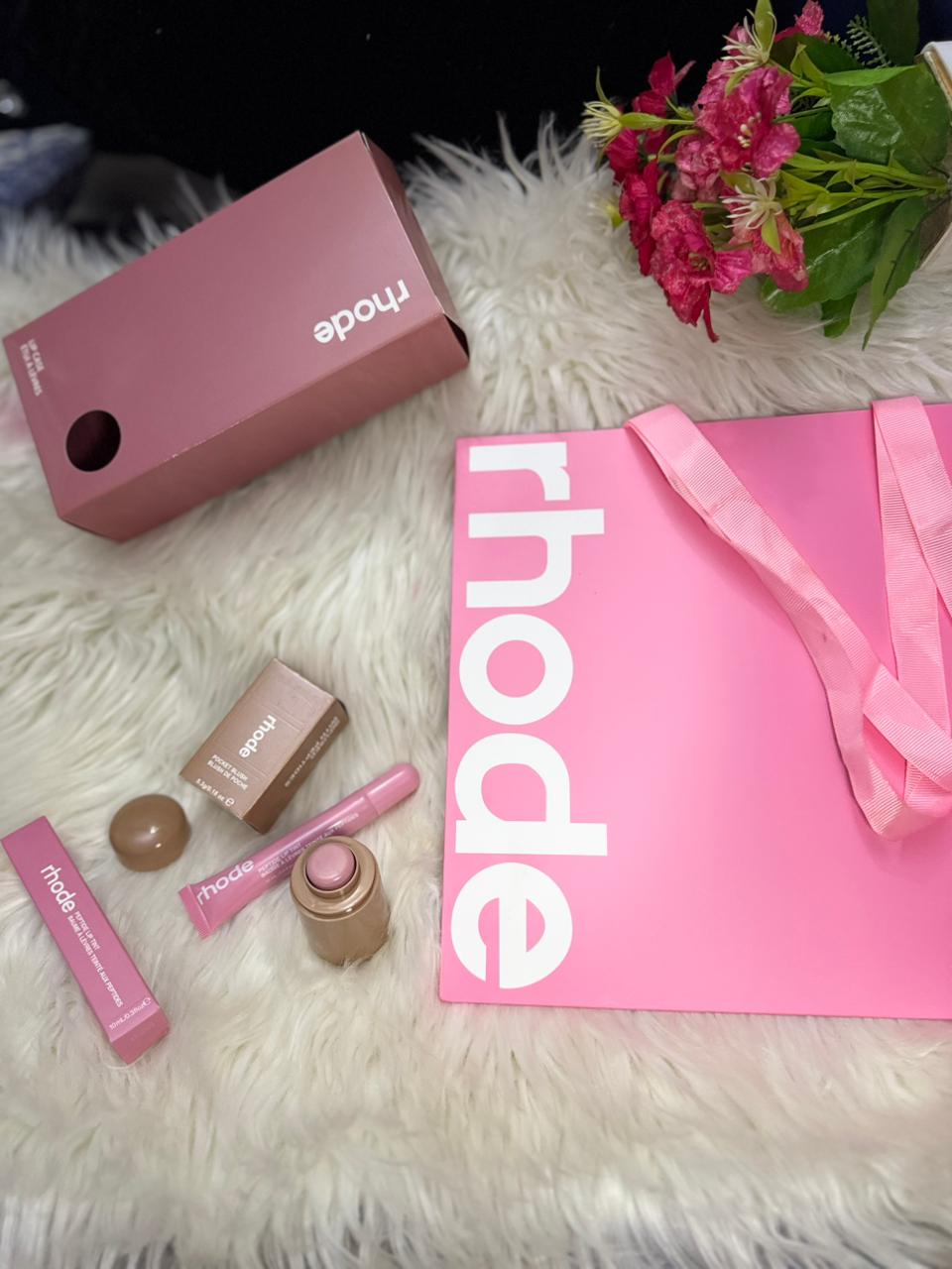 Rhode-gift bag with peptide and packets Blush [ ribbon and piggy]